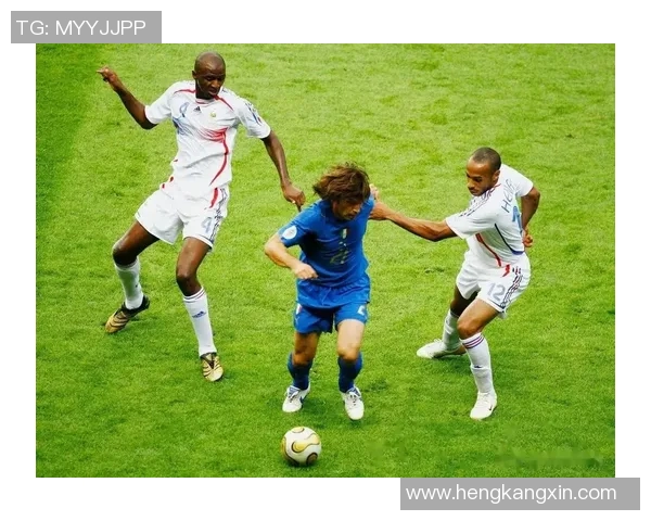 历史各国足球明星的辉煌成就与传奇故事探讨